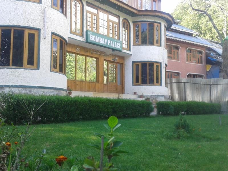 Oyo 5472 Bombay Palace باهالغام المظهر الخارجي الصورة