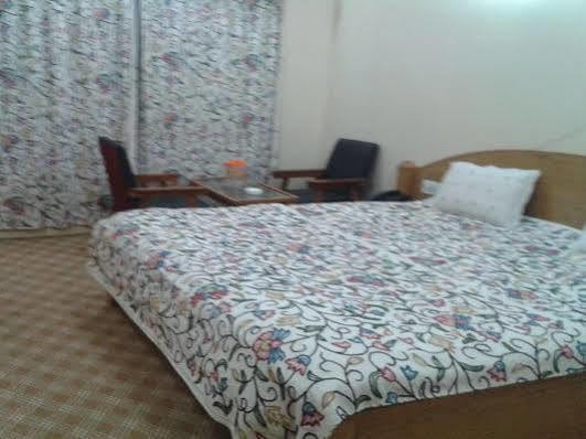 Oyo 5472 Bombay Palace باهالغام المظهر الخارجي الصورة